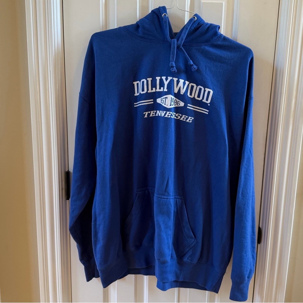 Dollywood Hoodie, Size XL